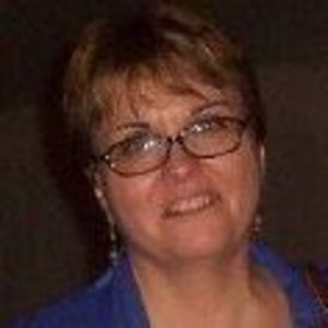 Meet your Posher, Claudia